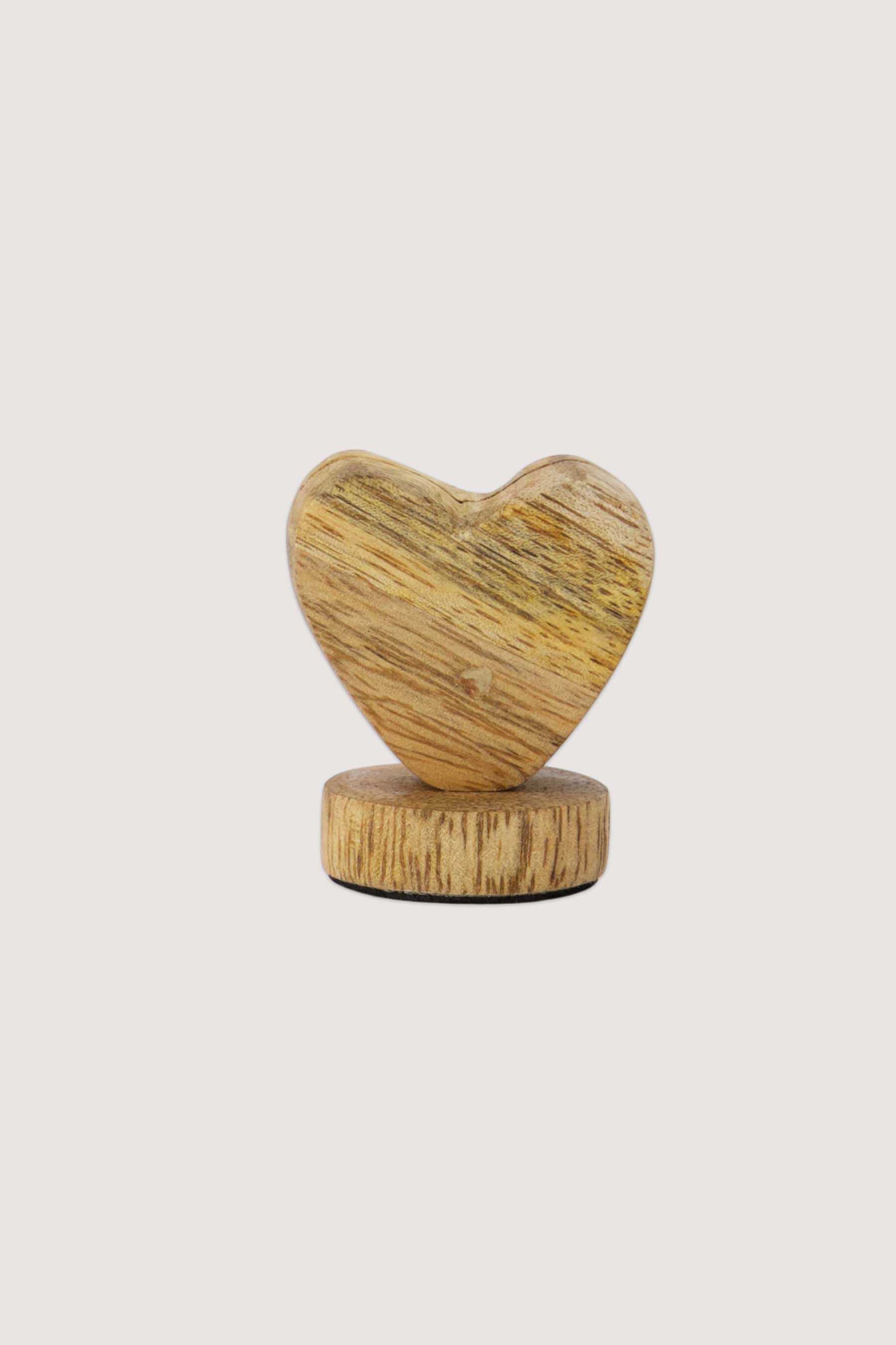 Kaart- en fotostandaard houten hartje
