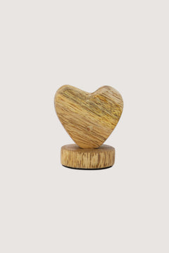 Kaart- en fotostandaard houten hartje