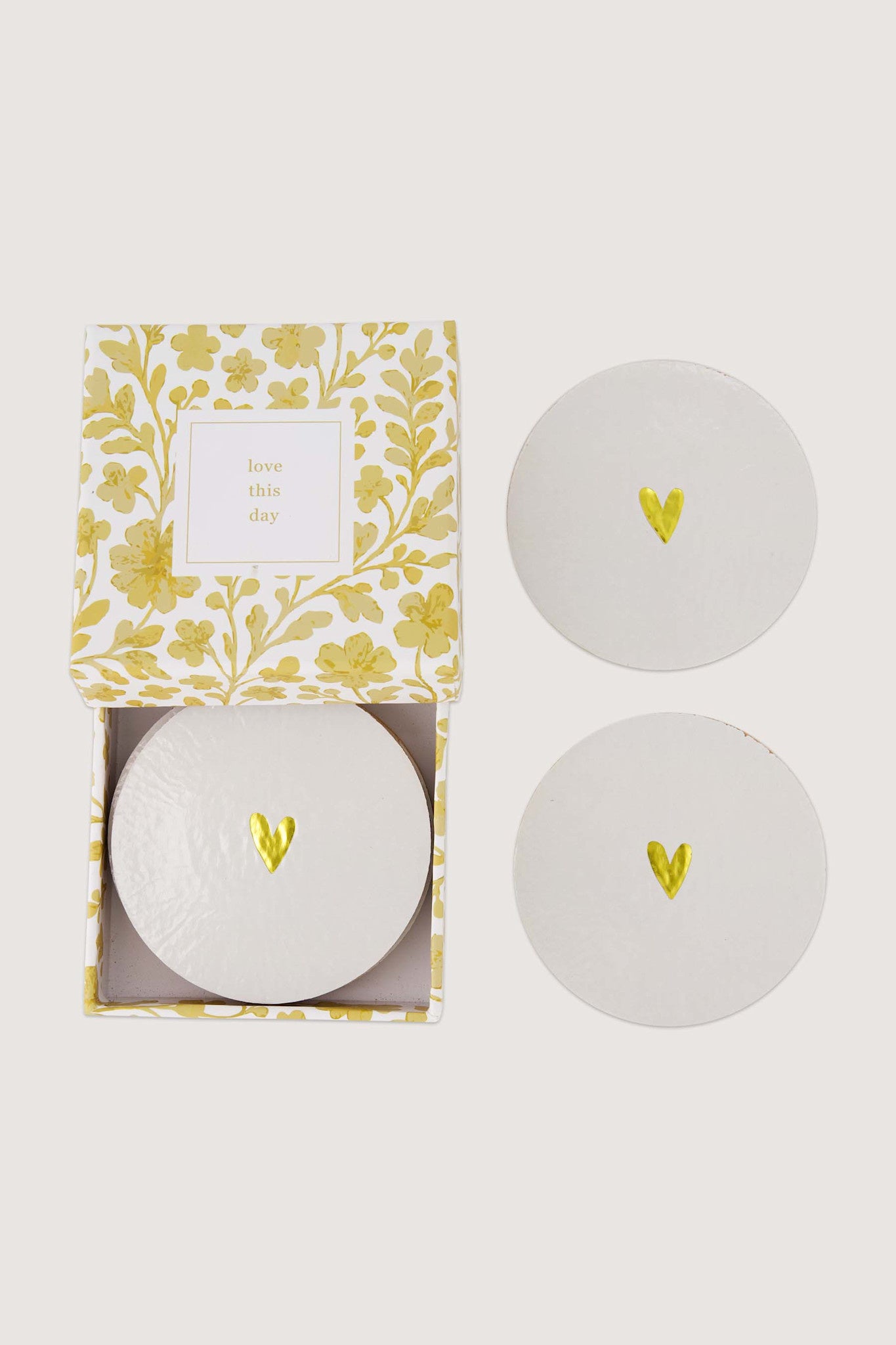 Set van 6 onderzetters (coasters) met hartje 'Love this day'