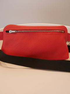 Cross-body tasje rood - zwarte riem