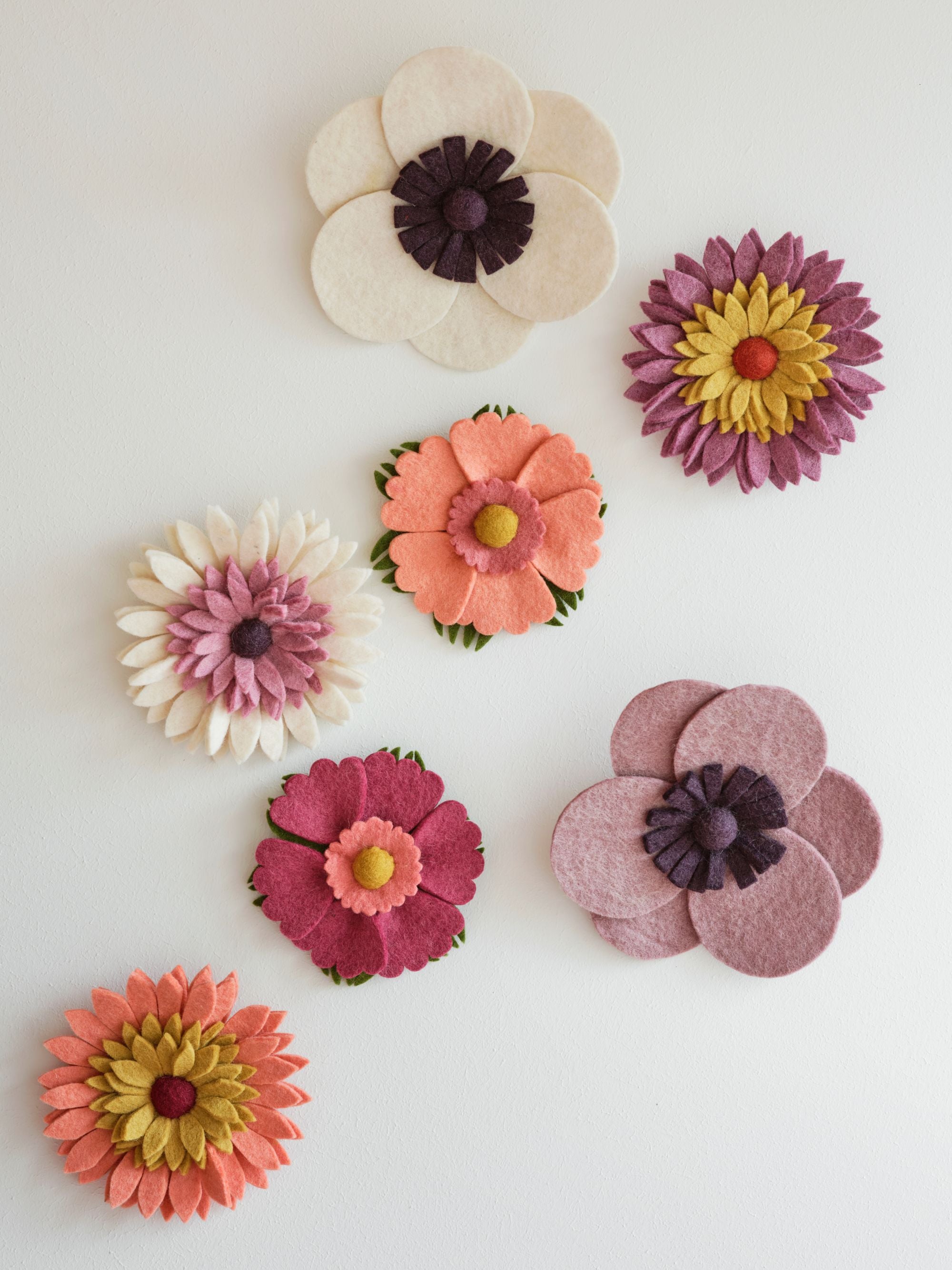 French Anemone Wall Deco - Light Purple