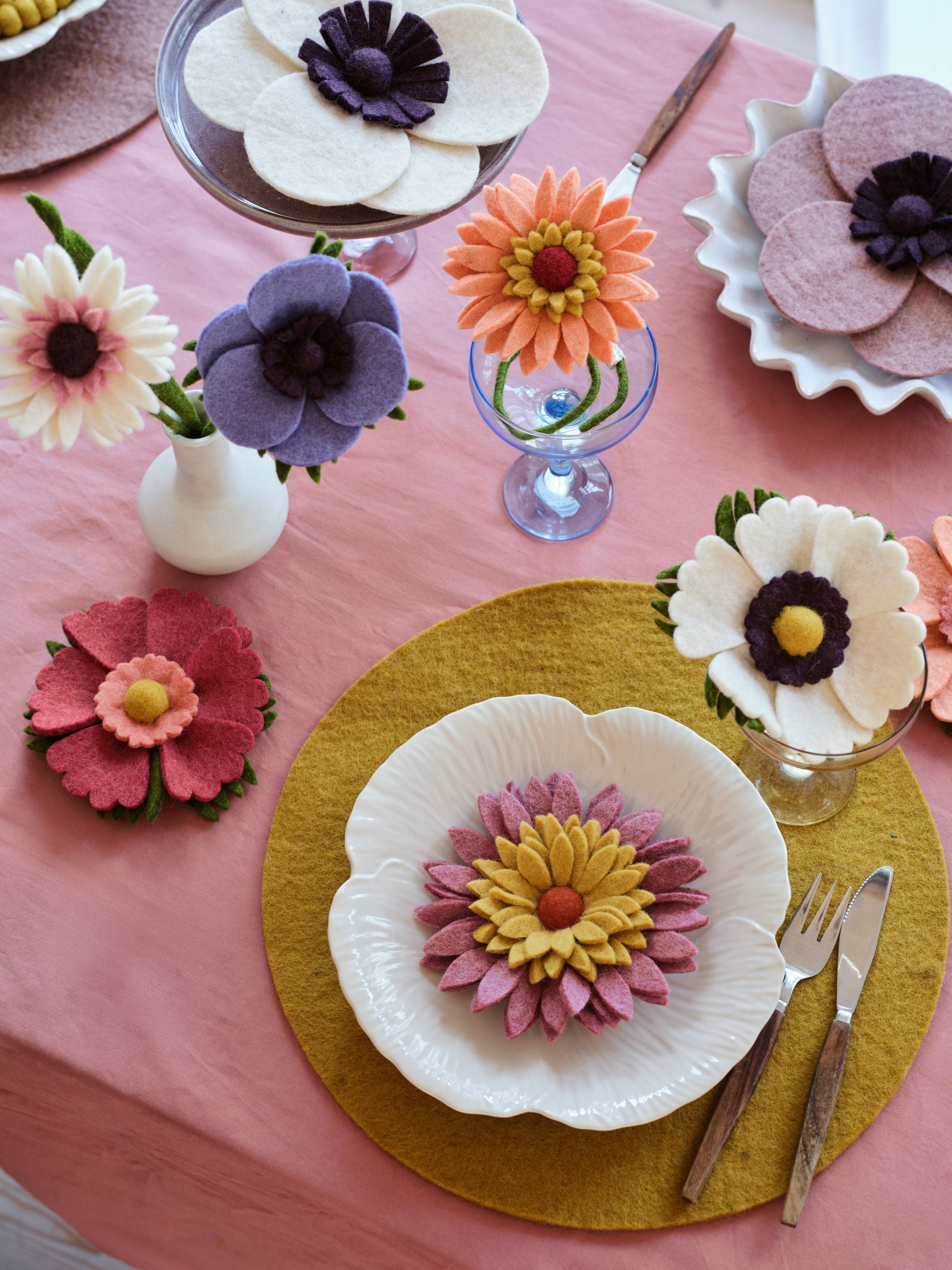 French Anemone Wall Deco - White