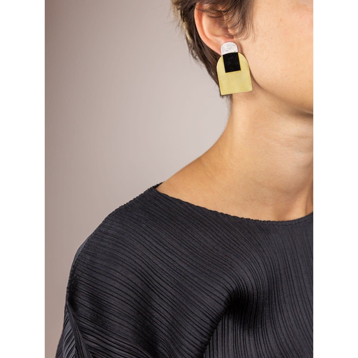 Oorstekers 'Stone & brass' - Arche