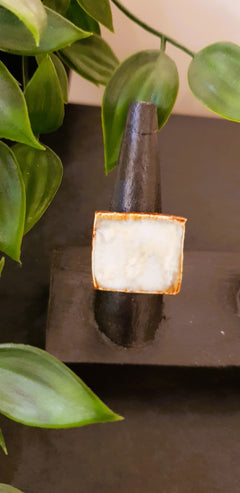 Ring met keramiek steen - B3