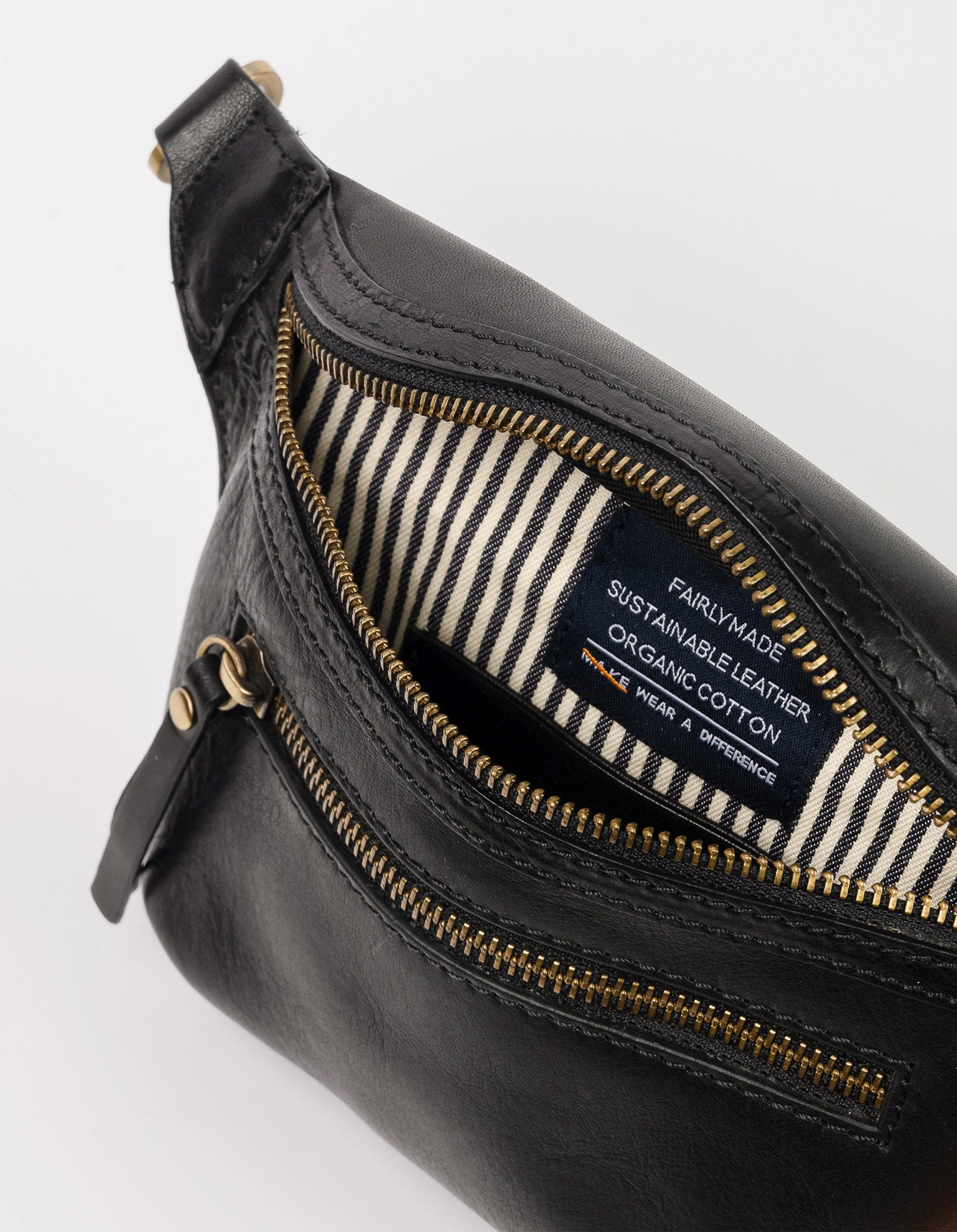 Beck's Bum Bag Black Stromboli Leather - Checkered strap