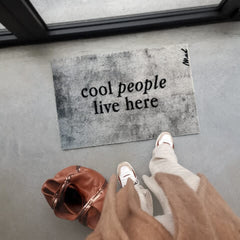 Mat 'Bettie' -Scraper 50 x 75cm  'Cool people live here'