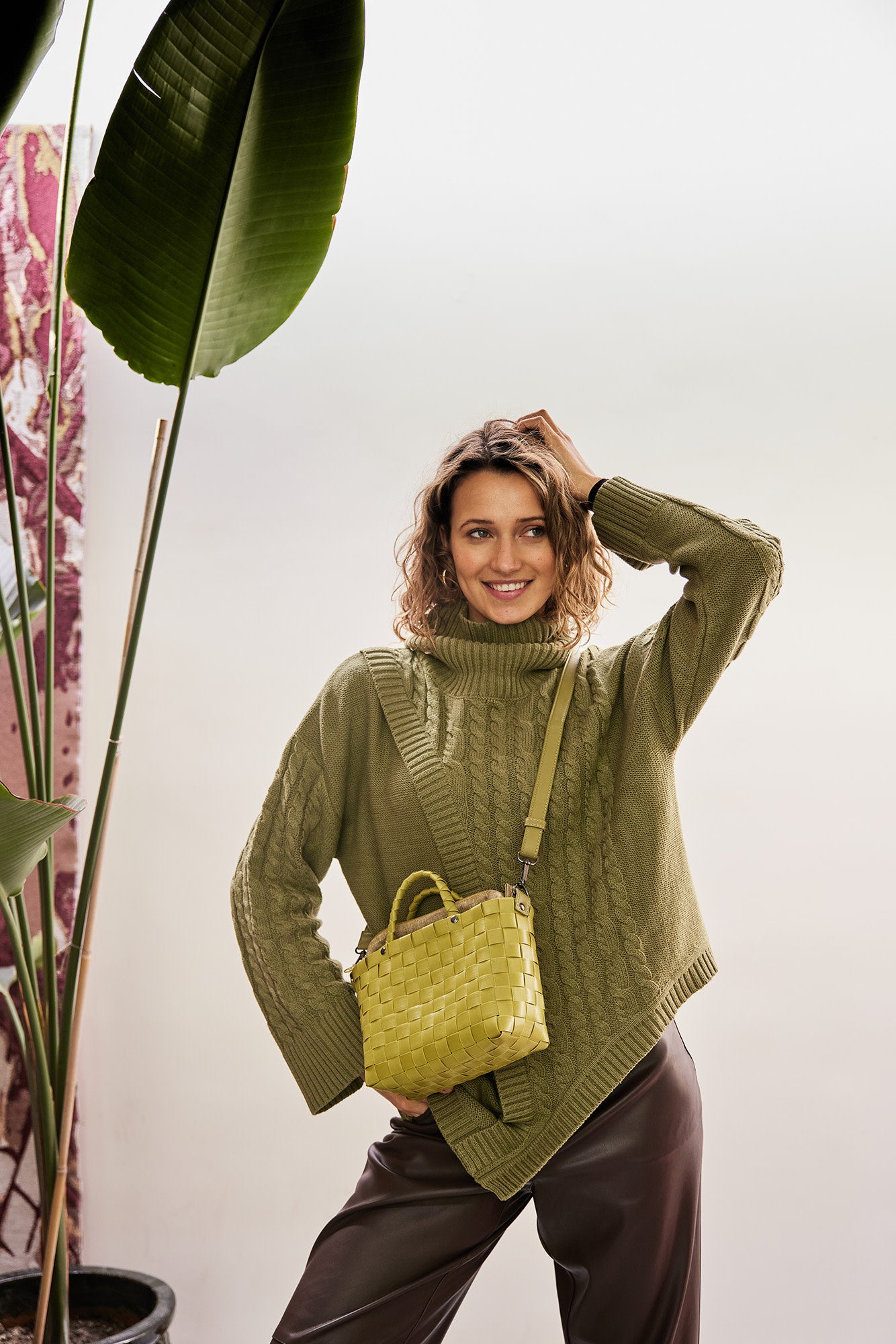 Dash Handbag - natural lime - crossbody bag