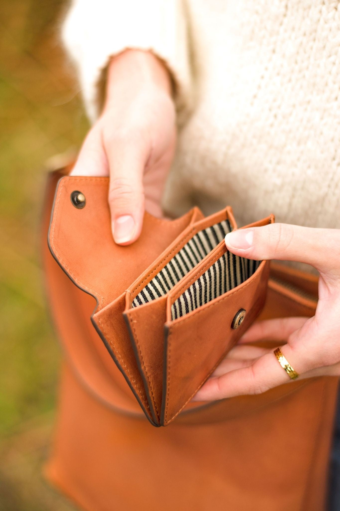 Harmonica Wallet Cognac Classic Leather