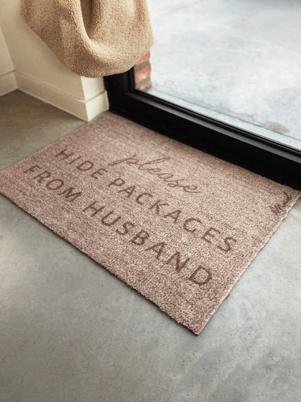 Mat - 'ILIAS' - Scraper - 50 x 75 cm - 'Please hide packages...'