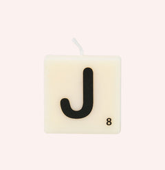 Letter kaarsen - J