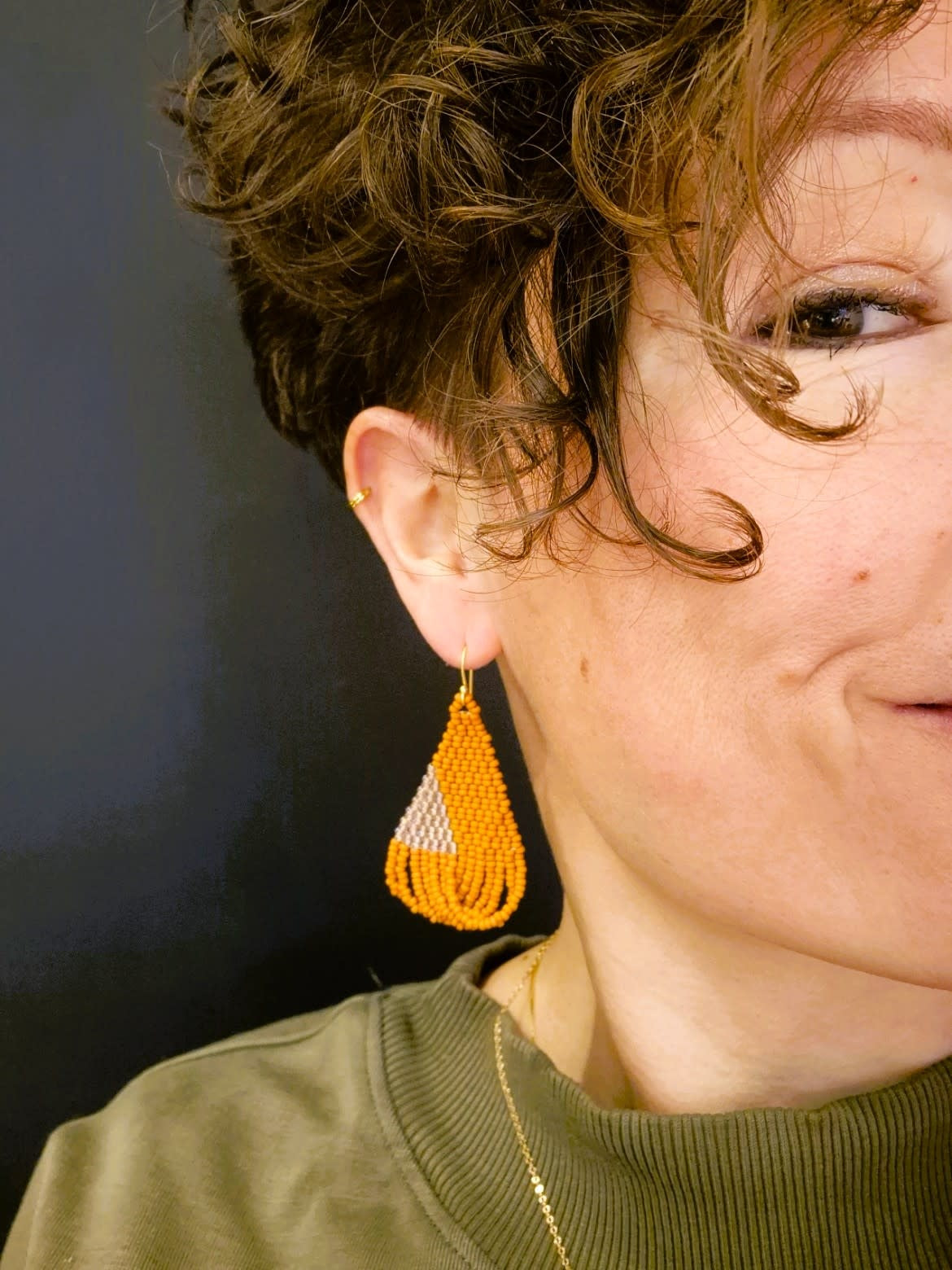 Oorhanger Jessy  - Terracotta met driehoek