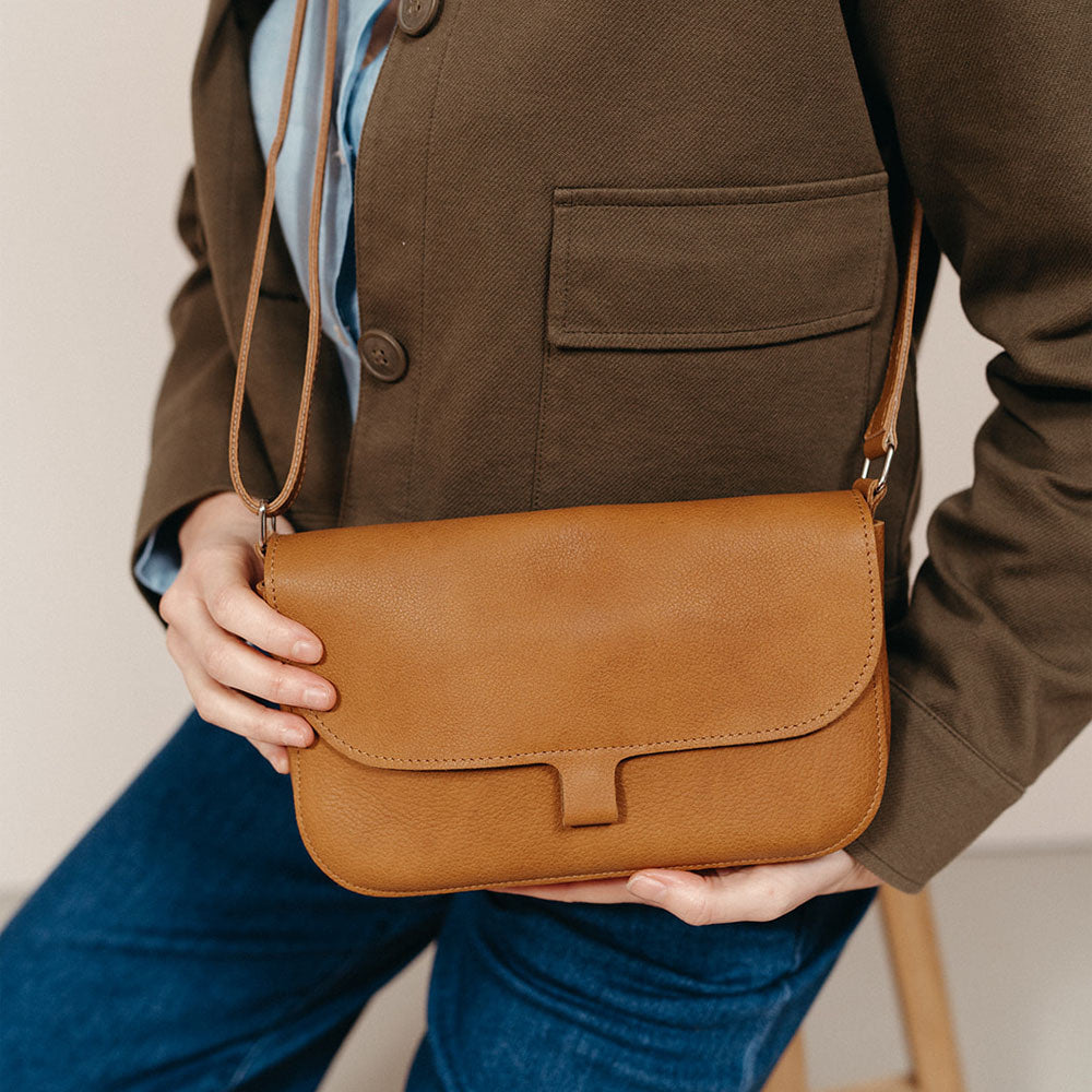 Handtas - Wild swan - cognac used look
