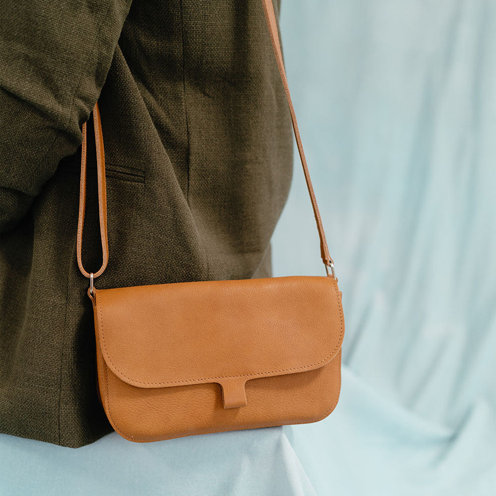 Handtas - Wild swan - cognac used look