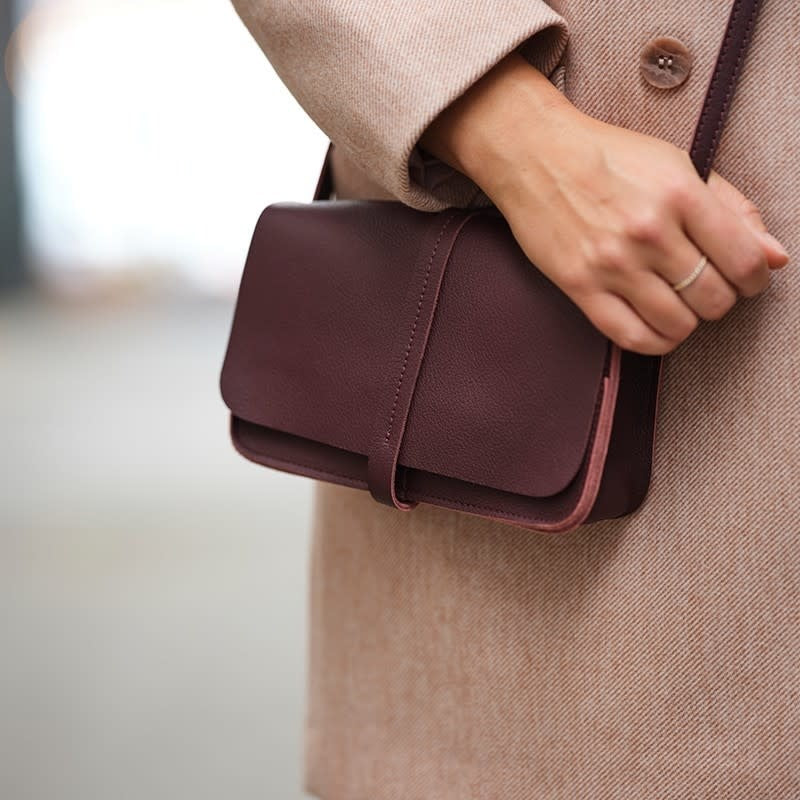Tas, Lunch Break, Aubergine