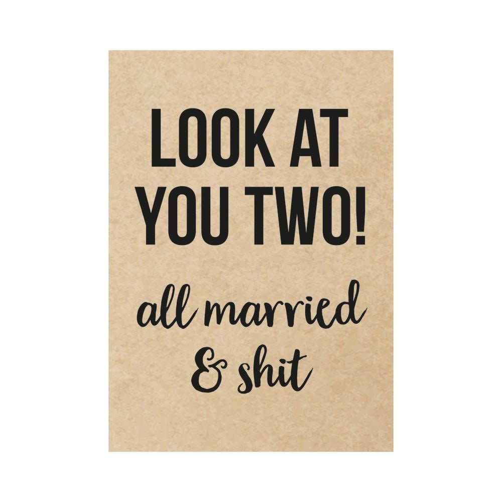 Postkaart - look at you two!... married'