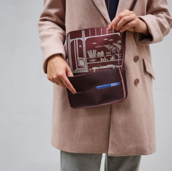 Tas, Lunch Break, Aubergine
