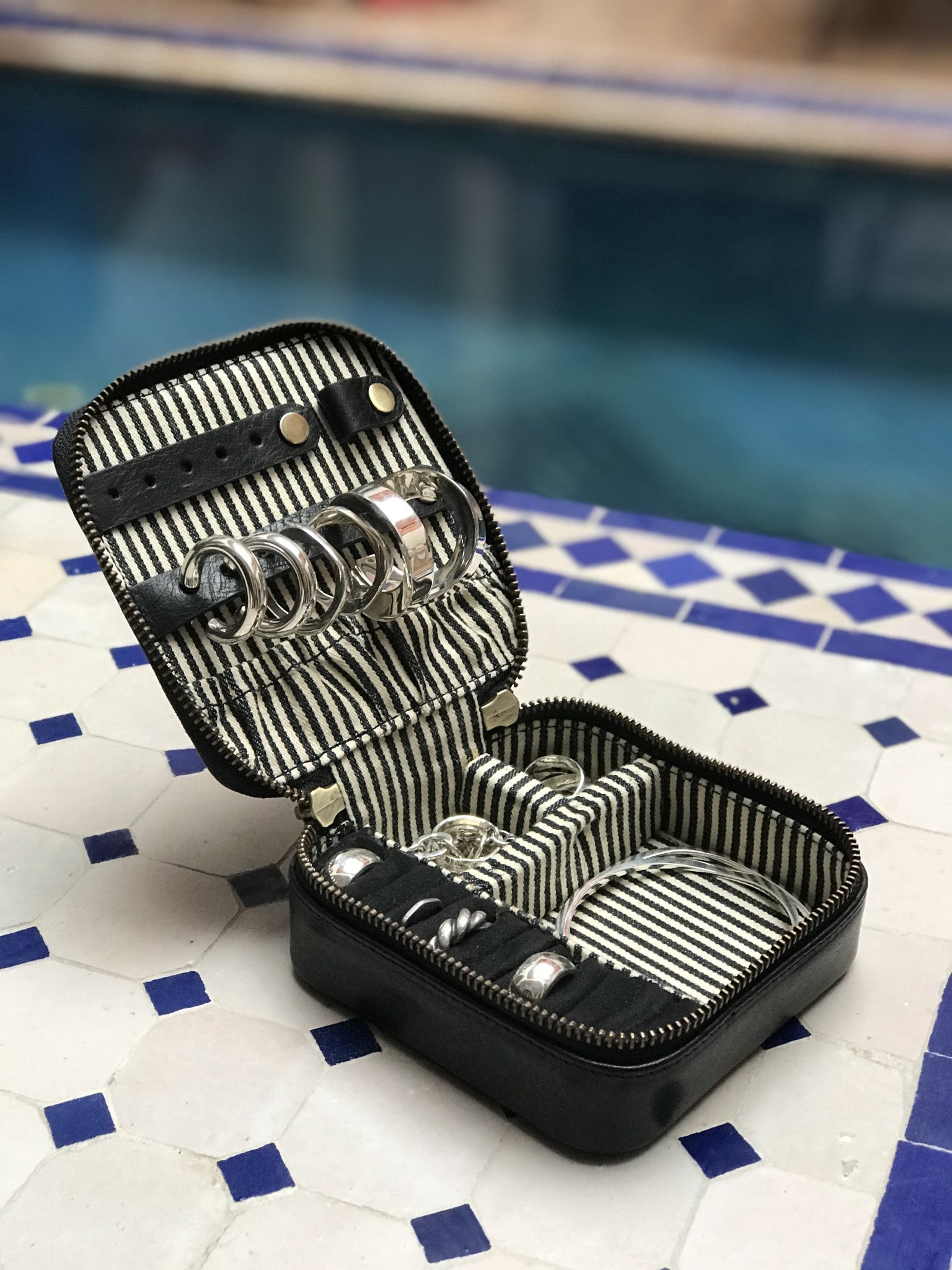 Jewelry box - black stromboli leather