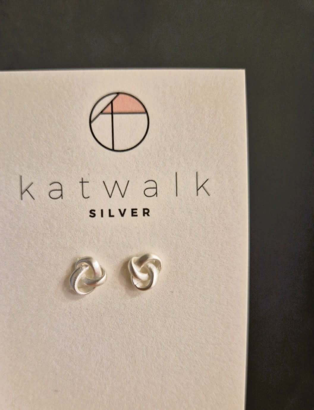 Zilver oorsteker - open knoop