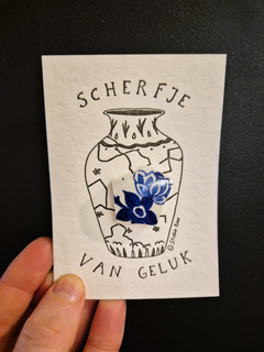 Kaartje met pin 'Scherfje van geluk'
