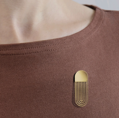 Magnetische broche - langwerpig - goudkleur