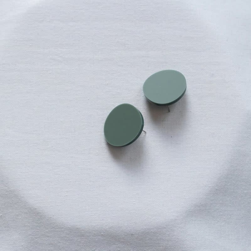 Oorstekers Studio Nok Nok - Stud 03. Green