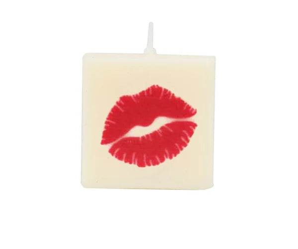 Letter kaarsen - Kiss